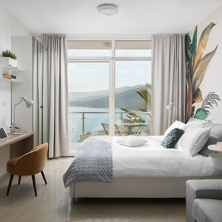 Small Apartment With A Big View ราบัซ ภายนอก รูปภาพ