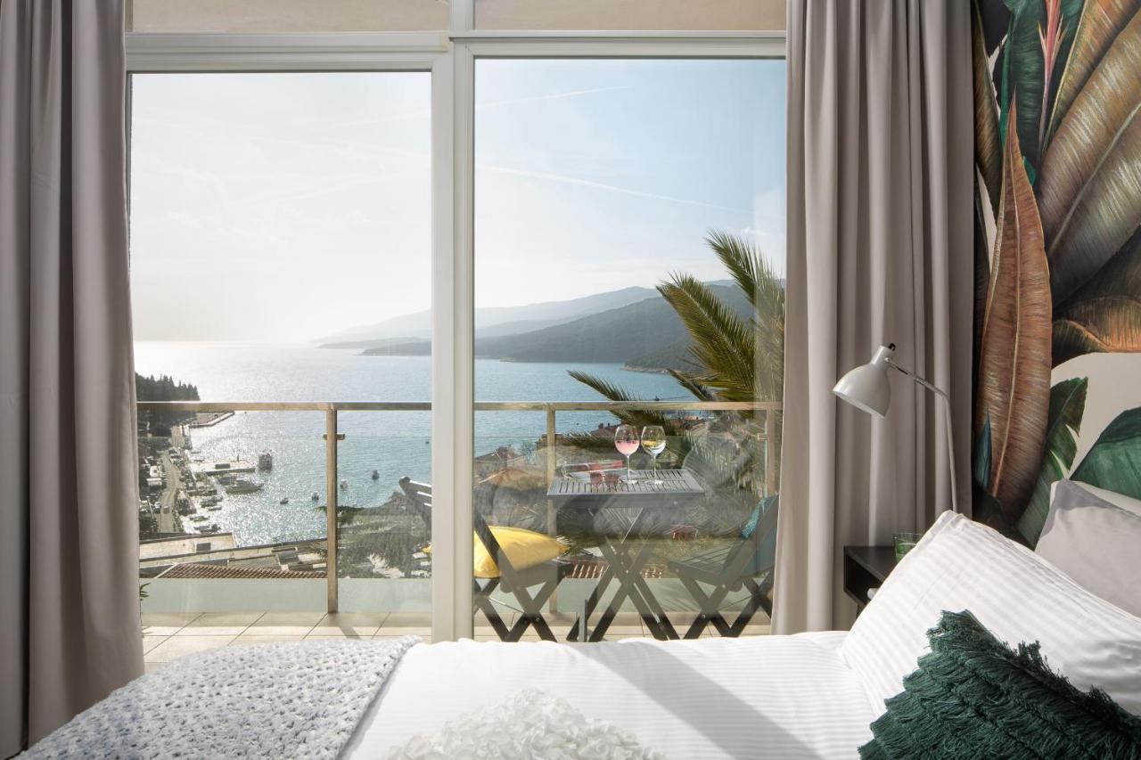 Small Apartment With A Big View ราบัซ ภายนอก รูปภาพ